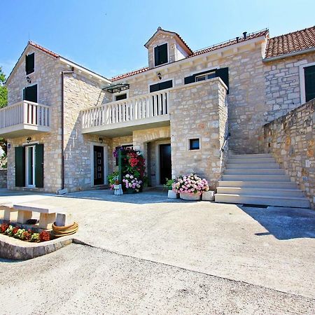 Apartment Igor Supetar Exterior photo